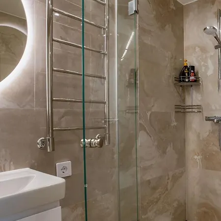 Citycenter 3 Bedroom Apartment, Free Parking * Παρνού