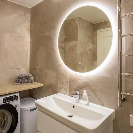 Citycenter 3 Bedroom Apartment, Free Parking * Παρνού