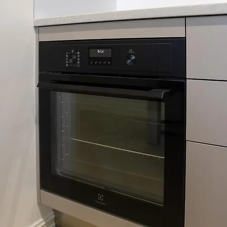 Citycenter 3 Bedroom Apartment, Free Parking * Παρνού