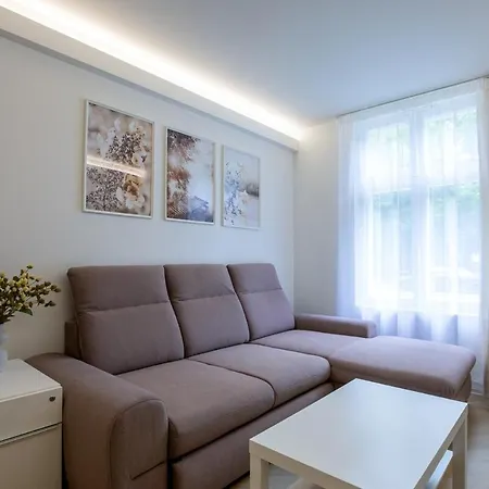 Citycenter 3 Bedroom Apartment, Free Parking Παρνού
