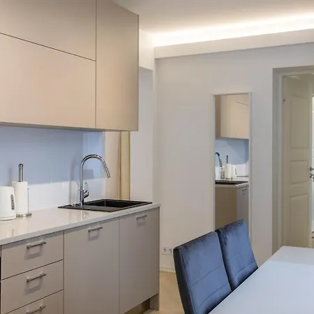 Citycenter 3 Bedroom Apartment, Free Parking Διαμέρισμα
